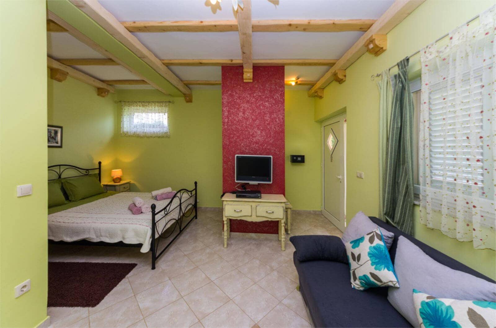 4. Apartman Maslina-Soba